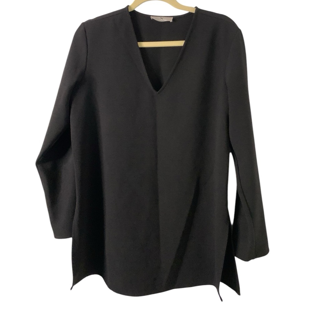 Natori Medium Blaxk Casual V Neck Pullover Elevated Basic Minimalist Top